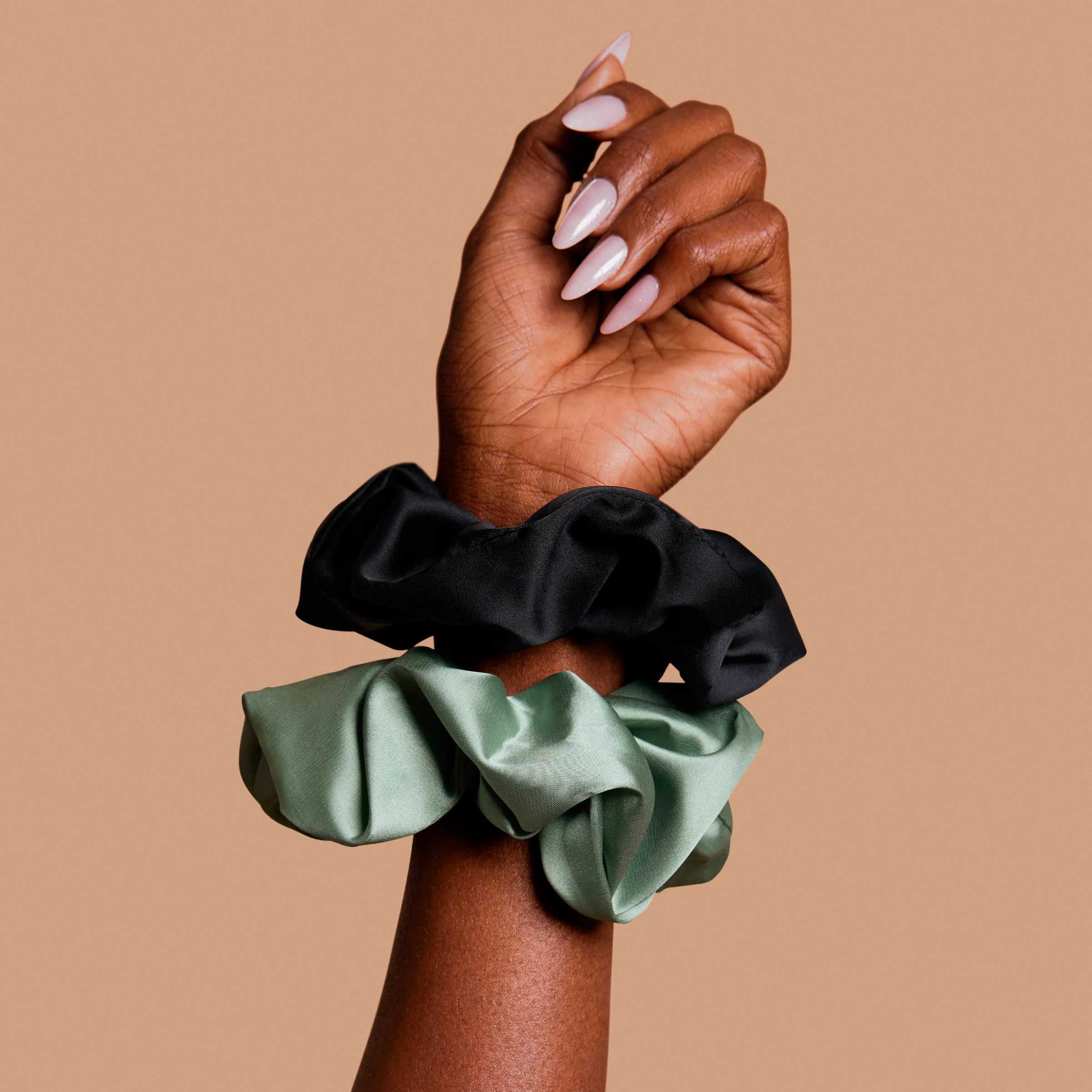 Sleek + Hold Styling Kit - Image 12